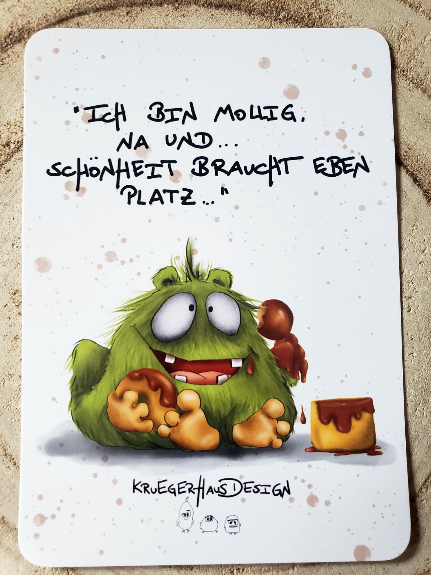 Postkarte Monster Kruegerhausdesign „Ich bin mollig. Na und...“